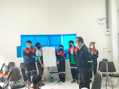 Safety officer at work (1)