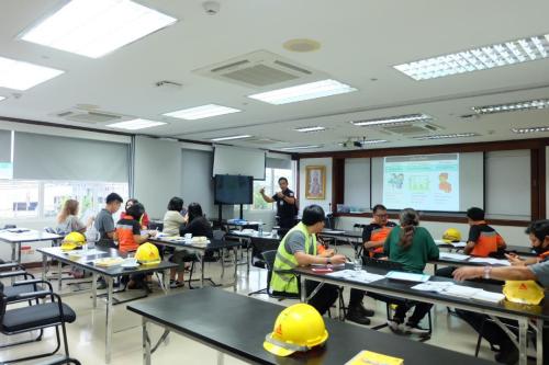 Behavior-Based-Safety-Course-Creating-Safety-Behaviors-8