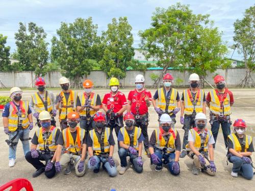 Cleaning-at-Height-and-Roof-work-course-4 (1)