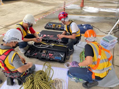 Cleaning-at-Height-and-Roof-work-course-8