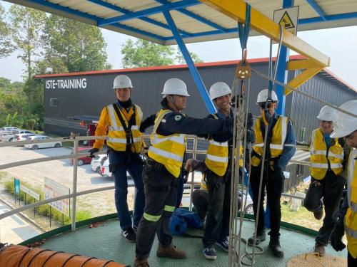 Confined-Space-Safety-Course-for-Controllers-2