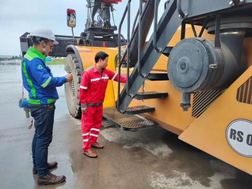 Container-Forklift-Safety-Course-Reach-Stacker-Online-training-available-1