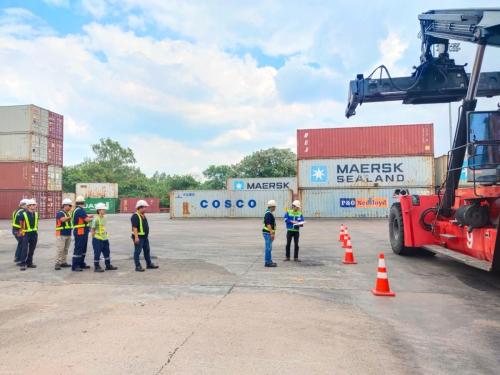 Container-Forklift-Safety-Course-Reach-Stacker-Online-training-available-2