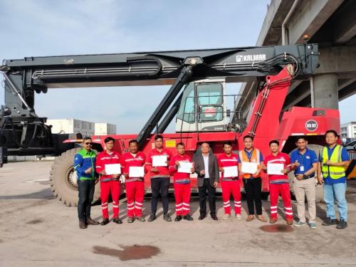 Container-Forklift-Safety-Course-Reach-Stacker-Online-training-available-20