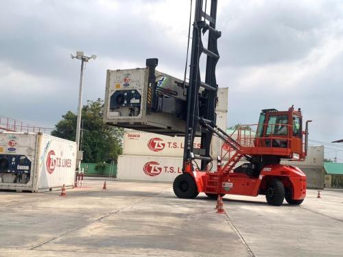 Container-Forklift-Safety-Course-Reach-Stacker-Online-training-available-32