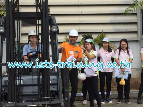 Course-on-forklift-driving-skills-and-proper-and-safe-forklift-maintenance-14