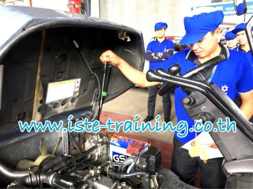 Course-on-forklift-driving-skills-and-proper-and-safe-forklift-maintenance-6