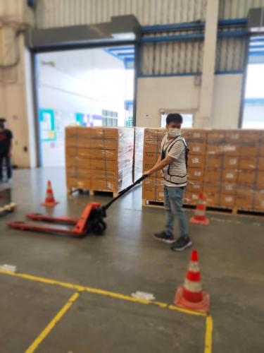 Course-on-how-to-drive-a-hand-pallet-truck-correctly-and-safely.-Urgent-training-1