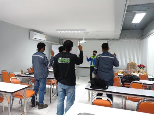 Crane-Operator-Signalman-Course-Material-Handler-2