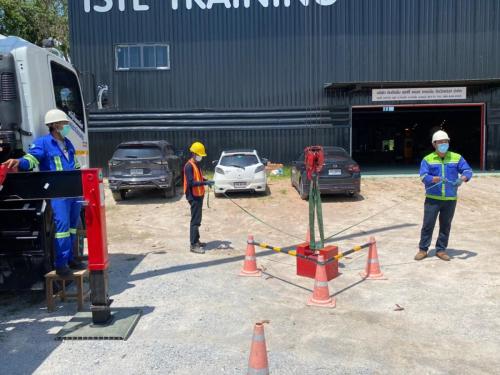 Crane-Superviso-3
