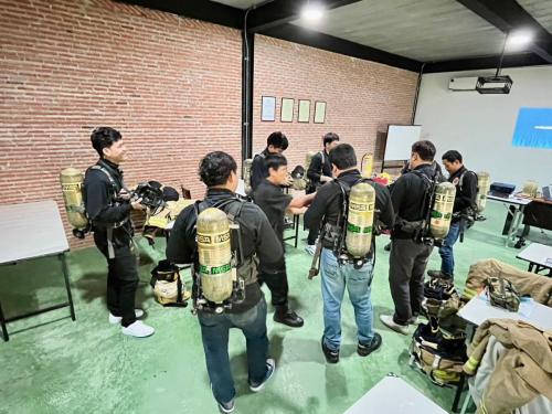 Firefighting-equipment-and-self-contained-15