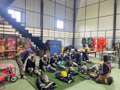 Firefighting-equipment-and-self-contained-22