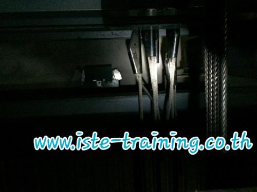 Inspection-of-freight-elevators-cargo-elevators-10
