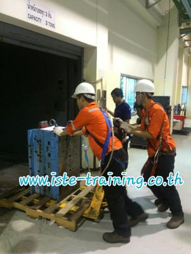Inspection-of-freight-elevators-cargo-elevators-12