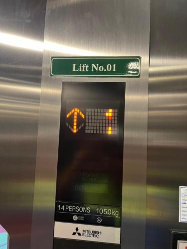 Inspection-of-freight-elevators-cargo-elevators-6