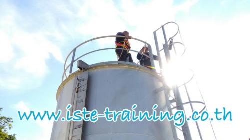 Rope-Work-and-Rappel-at-Height-in-Industry-Urgent-Training-15