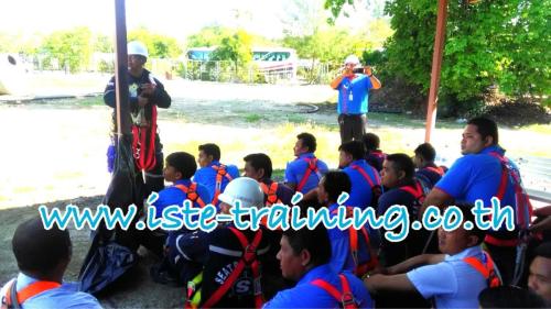 Rope-Work-and-Rappel-at-Height-in-Industry-Urgent-Training-16