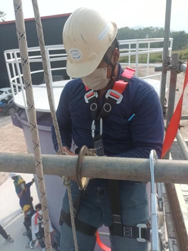 Safety-in-working-at-height-2